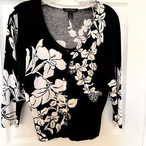 White House / Black Market cardigan sweater. Size L petite.